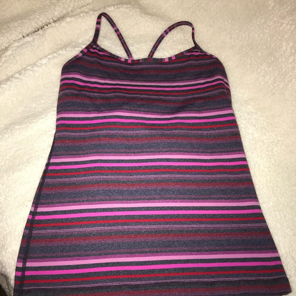 Multiple Lululemon items - Picture 5 of 8